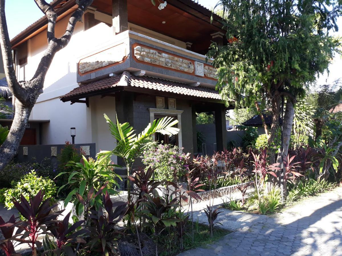 لوفينا Puri Bali Hotel الغرفة الصورة